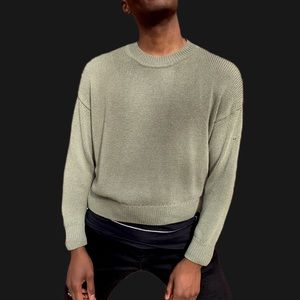 Basic GRUNGE olive knit sweater!